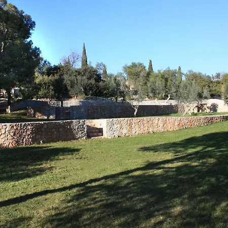 Heleni Villa *