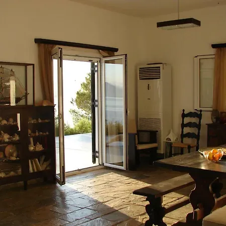Villa Heleni *