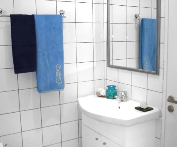 别墅 Heleni 沃里亚戈米尼湖